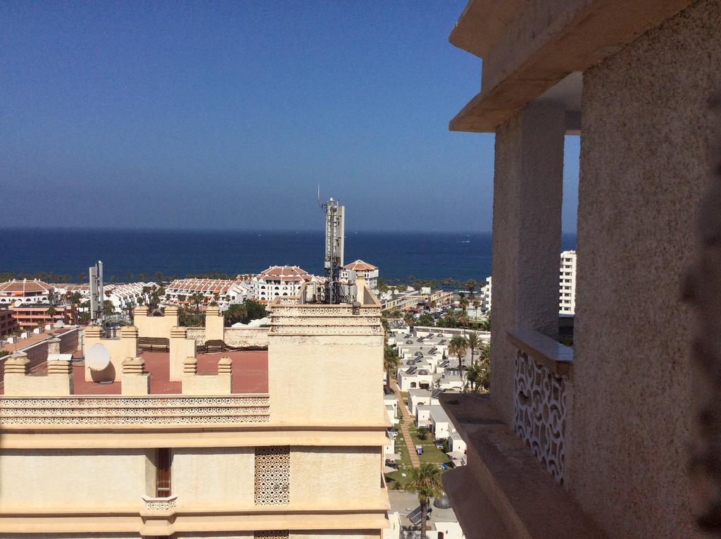 Apartment With Terrace In Playa De Las Americas Dış mekan fotoğraf