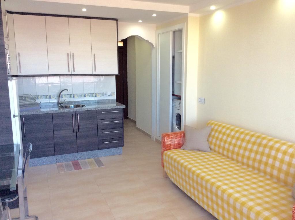 Apartment With Terrace In Playa De Las Americas Dış mekan fotoğraf
